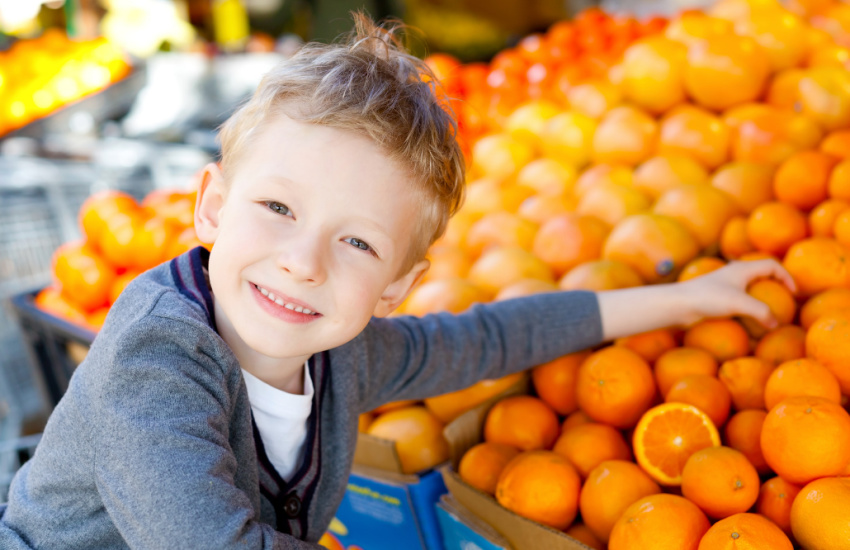 Faire son épicerie avec deux jeunes enfants